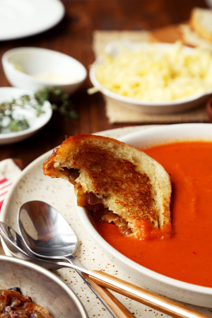 Simple and Creamy Tomato Soup