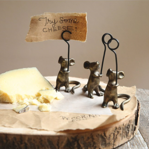 Cast Iron Mouse Card Holder - 4-in.