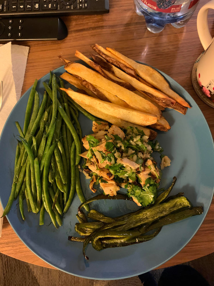 Mahi mahi, fries, green beans, and poblano peppers