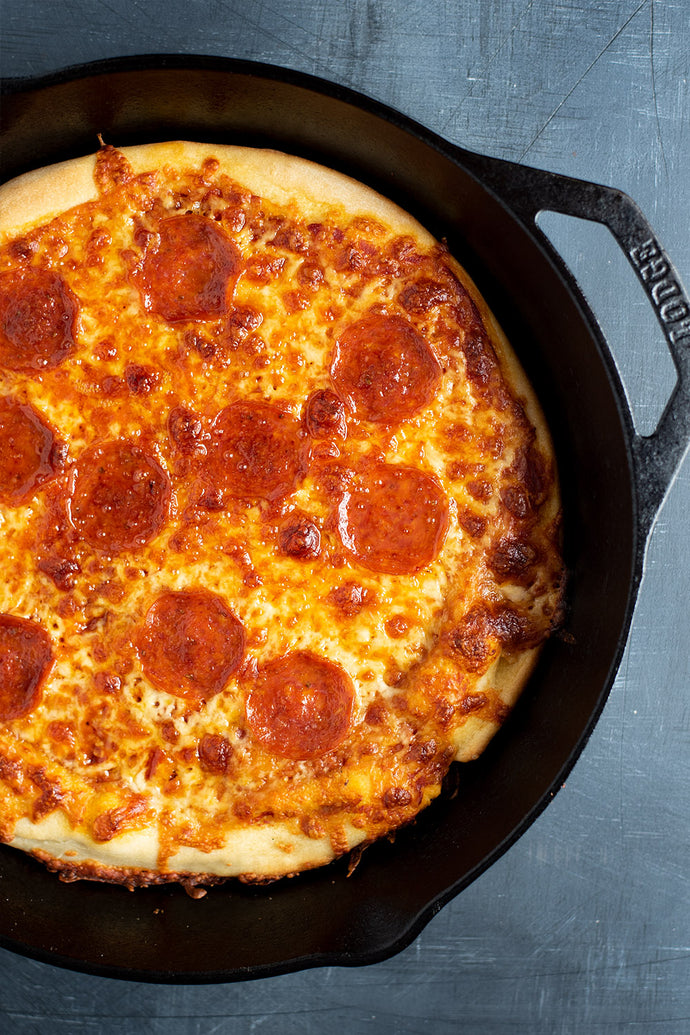 How to Make Cast Iron Skillet Pizza