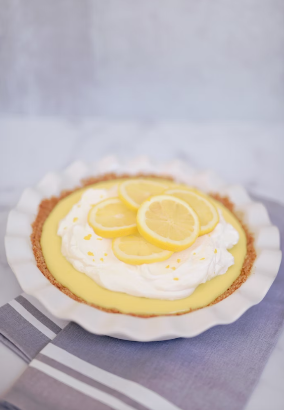 How to Make a Delicious Lemon Pie