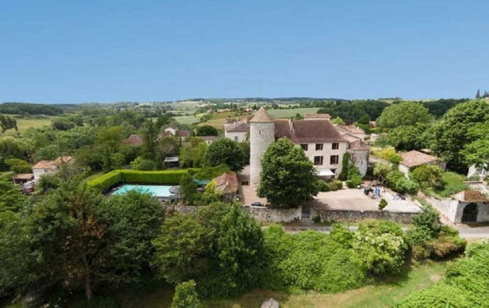 An incredible chateau holiday home in Dordogne