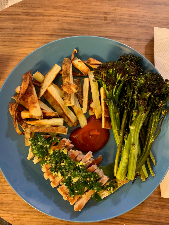 Ahi Tuna, Fries, Broccolini