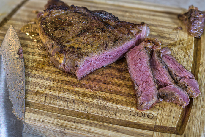 Sous Vide Sriracha Mayo-Seared Steak (recipe in comments)