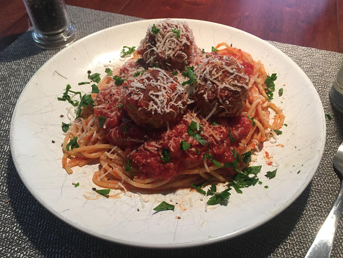 Spaghetti and lamb meatballs