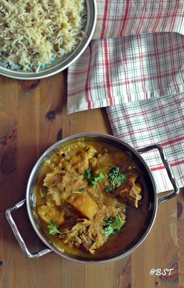 Aloo Gosht ~ Meat and Potato Curry