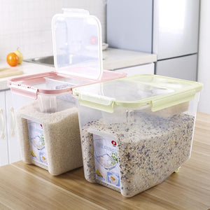 10kg  Food Storage Container with Measuring Cup